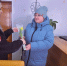 Сотрудники миграционного пункта ОМВД России по Чесменскому району поздравили женщин с наступающим праздником 8 марта - Степные зори